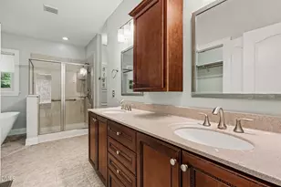 4808 Stoneyoak Ln, Raleigh, NC 27610 - Photo 16