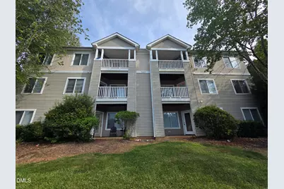 1411 Collegiate #204, Raleigh, NC 27606 - Photo 10