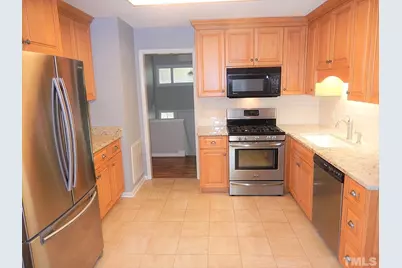 6704 Winding Trail, Raleigh, NC 27612 - Photo 10