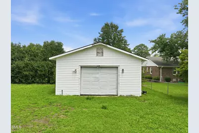 301 Halifax Street, Clinton, NC 28328 - Photo 28