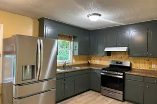 1011 Shirley Dr, Henderson, NC 27536 - Photo 8