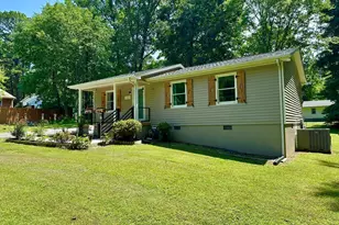 1011 Shirley Dr, Henderson, NC 27536 - Photo 2