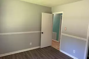 1011 Shirley Dr, Henderson, NC 27536 - Photo 20