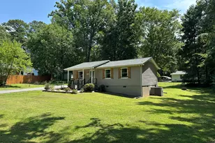 1011 Shirley Dr, Henderson, NC 27536 - Photo 4