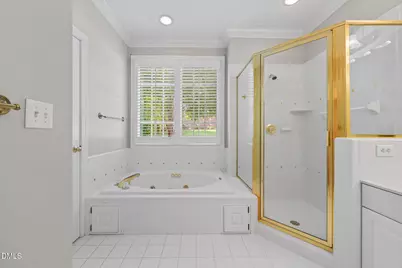 208 Highlands Lake Drive, Cary, NC 27518 - Photo 28