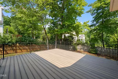 208 Highlands Lake Drive, Cary, NC 27518 - Photo 24