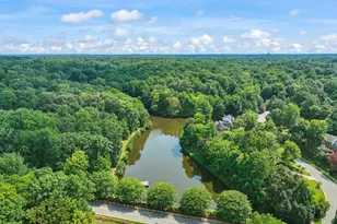 208 Highlands Lake Dr, Cary, NC 27518 - Photo 54