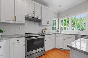 208 Highlands Lake Dr, Cary, NC 27518 - Photo 8