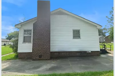 2201 Tunstall Place SW, Wilson, NC 27893 - Photo 2