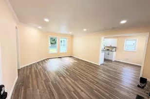 417 North St, Graham, NC 27253 - Photo 2