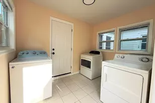 417 North St, Graham, NC 27253 - Photo 8