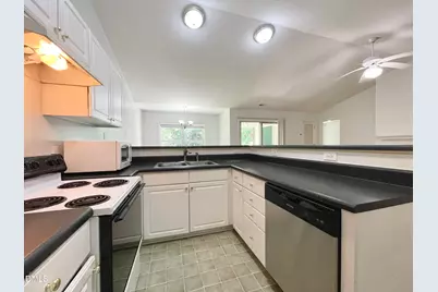 3622 Wellington Ridge Loop, Cary, NC 27518 - Photo 8