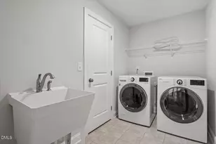 401 Ressler St, Holly Springs, NC 27540 - Photo 22