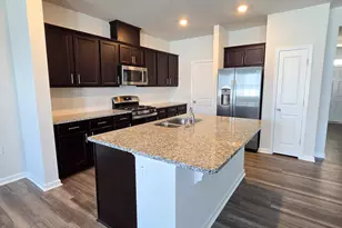 5035 Kota St, Raleigh, NC 27610 - Photo 6