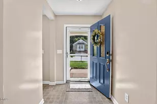 200 Georgetowne Dr, Clayton, NC 27520 - Photo 2