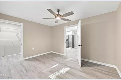 431 Dudley Street, Burlington, NC 27217 - Photo 6