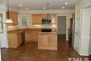 311 Swiss Lake Dr, Cary, NC 27513 - Photo 10