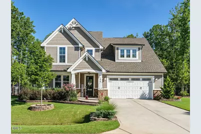 196 W Amber Oak Drive, Selma, NC 27576 - Photo 1