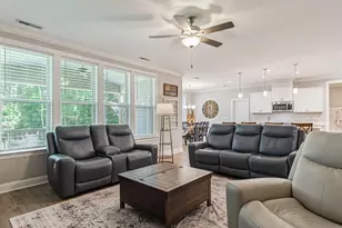 196 W Amber Oak Dr, Selma, NC 27576 - Photo 10
