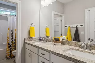 196 W Amber Oak Dr, Selma, NC 27576 - Photo 26