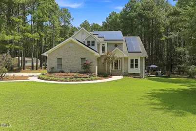 389 Dewar Street, Fuquay Varina, NC 27526 - Photo 2