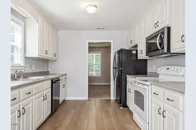 410 Whitehall Court, Clayton, NC 27520 - Photo 10