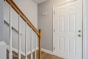 410 Whitehall Ct, Clayton, NC 27520 - Photo 4