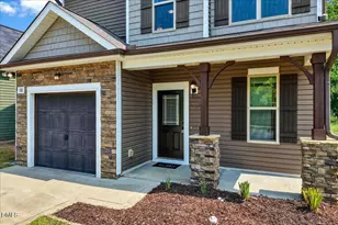 102 Forsyth Pkwy, Clayton, NC 27520 - Photo 2