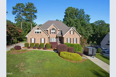 200 Cherry Laurel Drive, Clayton, NC 27527 - Photo 2