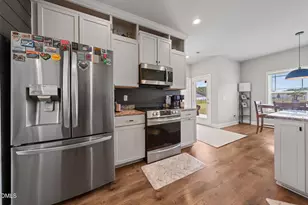 289 Red Hawk Pl, Smithfield, NC 27577 - Photo 20