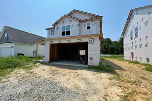 47 W Emily Gardens Dr, Selma, NC 27576 - Photo 2