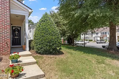 5310 Crescentview Parkway, Raleigh, NC 27606 - Photo 2