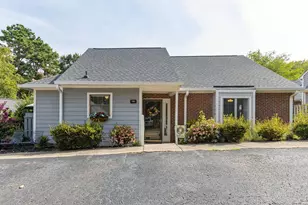 141 Clancy Cir, Cary, NC 27511 - Photo 2