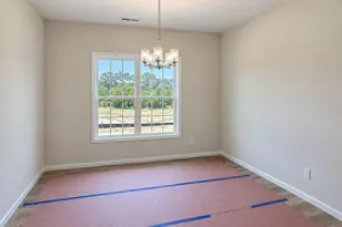 39 E Emily Gardens Dr, Selma, NC 27576 - Photo 6