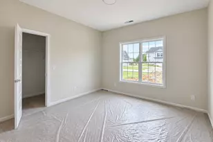 39 E Emily Gardens Dr, Selma, NC 27576 - Photo 12