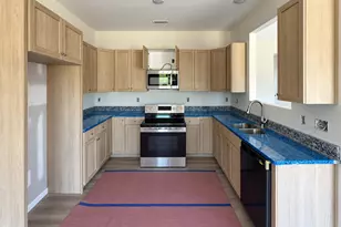 39 E Emily Gardens Dr, Selma, NC 27576 - Photo 6