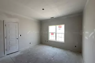 39 E Emily Gardens Dr, Selma, NC 27576 - Photo 12