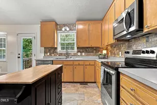 215 Nelson Ct, Clayton, NC 27520 - Photo 14