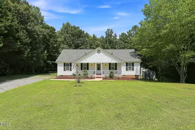 215 Nelson Court, Clayton, NC 27520 - Photo 2