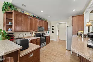 492 Tomahawk Dr, Clayton, NC 27520 - Photo 14