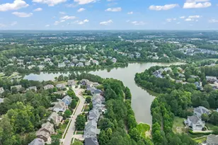 108 Alden Village Ct, Cary, NC 27519 - Photo 32