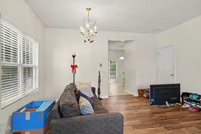 142 Queensberry Court, Greensboro, NC 27405 - Photo 8