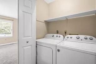 109 Mallard Ct, Chapel Hill, NC 27517 - Photo 18
