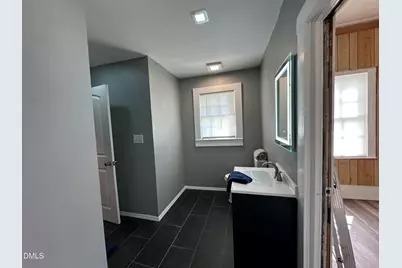 201 N Massey Street, Selma, NC 27576 - Photo 12