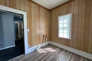 201 N Massey St, Selma, NC 27576 - Photo 16