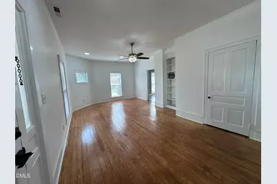 201 N Massey Street, Selma, NC 27576 - Photo 2