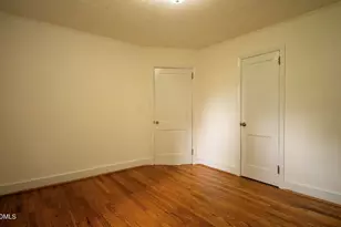 611 E Finch St, Siler City, NC 27344 - Photo 12
