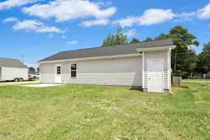 211 Rae St, Warsaw, NC 28398 - Photo 22