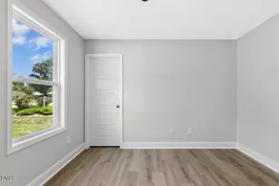 211 Rae St, Warsaw, NC 28398 - Photo 16