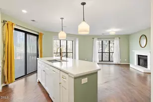 924 New Kent Pl, Cary, NC 27511 - Photo 8